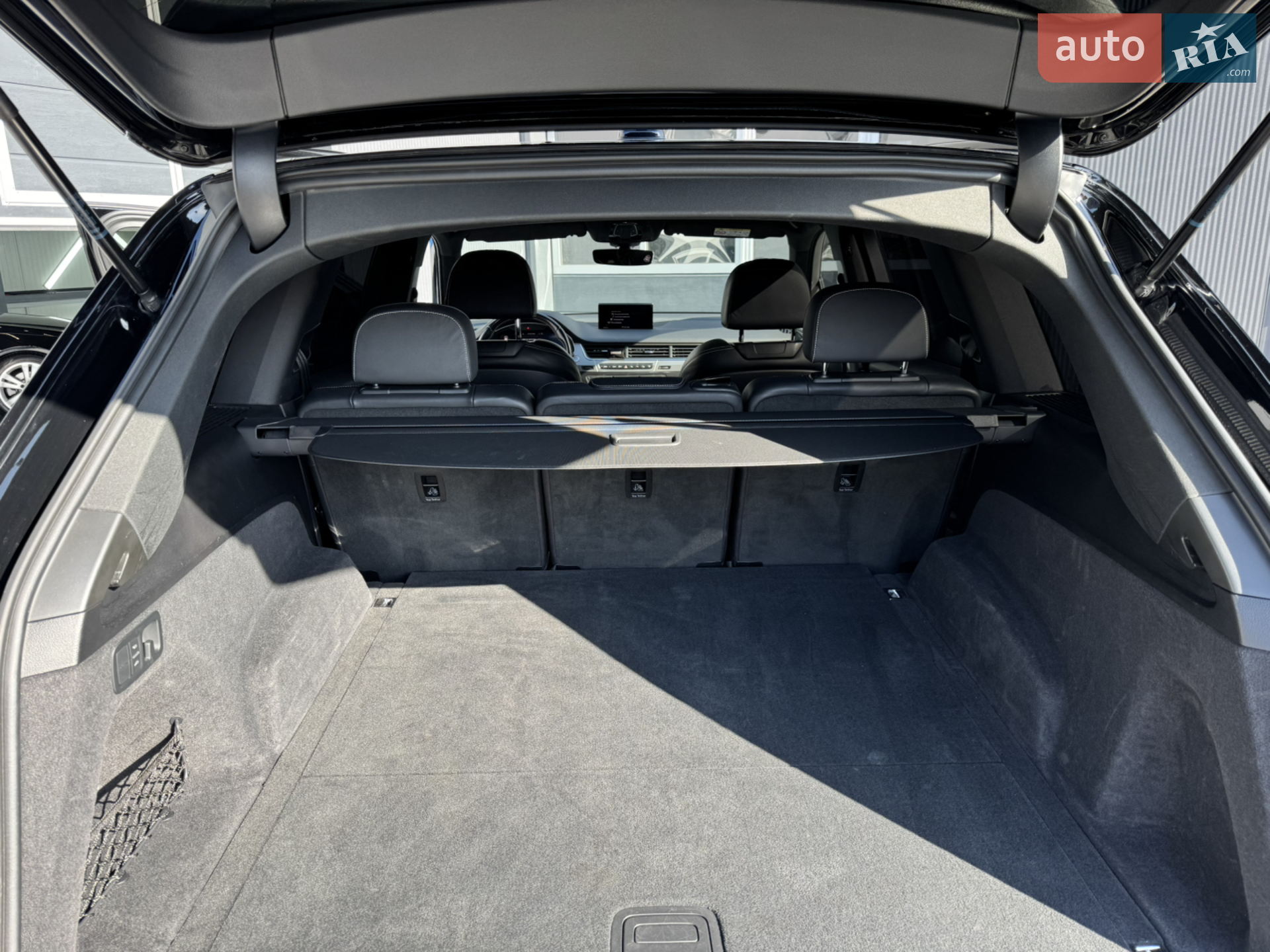 2017 Audi SQ7 - мініатюра 58
