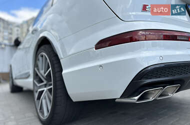 Внедорожник / Кроссовер Audi SQ7 2017 в 