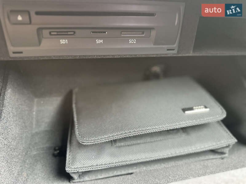 Внедорожник / Кроссовер Audi SQ7 2017 в Ужгороде