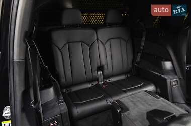 Внедорожник / Кроссовер Audi SQ7 2020 в 