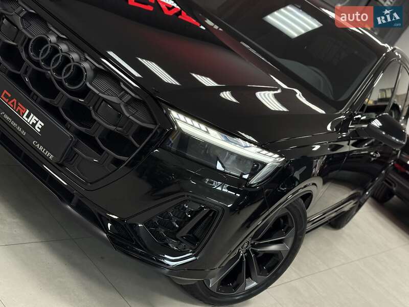 Внедорожник / Кроссовер Audi SQ7 2024 в Тернополе
