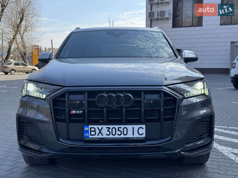Внедорожник / Кроссовер Audi SQ7 2021 в Хмельницком