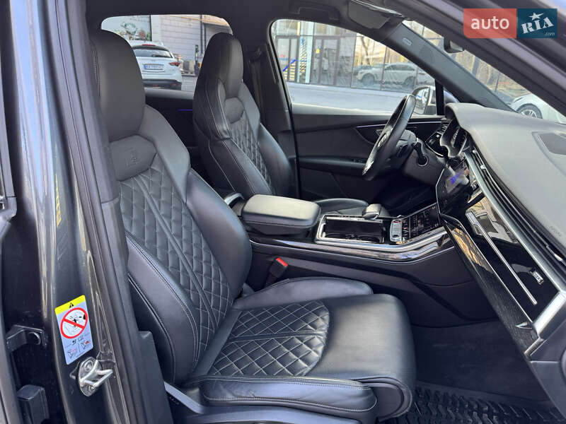 Внедорожник / Кроссовер Audi SQ7 2021 в Хмельницком