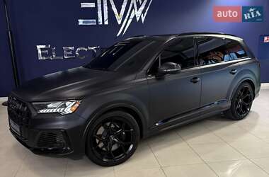 Позашляховик / Кросовер Audi SQ7 2020 в 