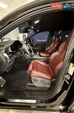 Позашляховик / Кросовер Audi SQ7 2020 в 