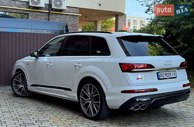 Внедорожник / Кроссовер Audi SQ7 2020 в 