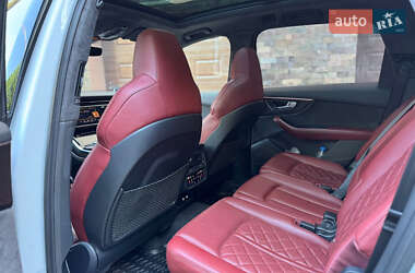 Внедорожник / Кроссовер Audi SQ7 2020 в 