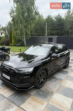 Внедорожник / Кроссовер Audi SQ7 2020 в Киеве