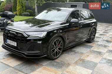 Внедорожник / Кроссовер Audi SQ7 2020 в 