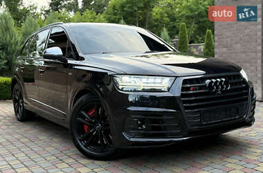 Внедорожник / Кроссовер Audi SQ7 2017 в Ровно