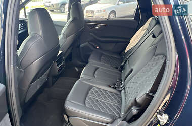 Внедорожник / Кроссовер Audi SQ7 2024 в 