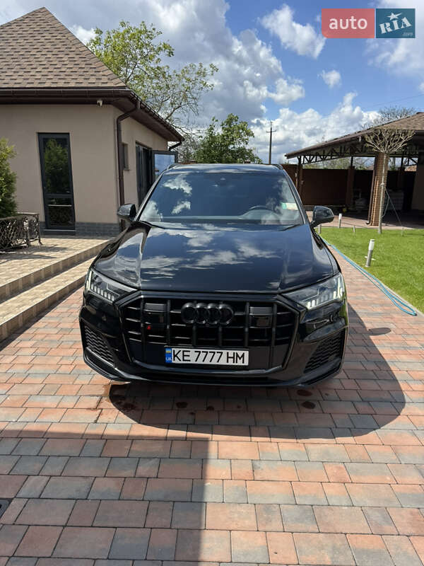 Внедорожник / Кроссовер Audi SQ7 2021 в Кривом Роге фото 2 Внедорожник / Кроссовер Audi SQ7 2021 в Кривом Роге
