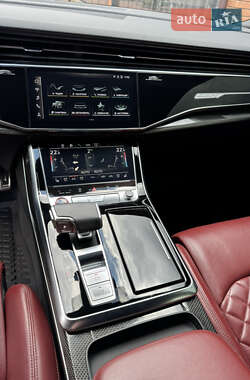 Внедорожник / Кроссовер Audi SQ7 2021 в 