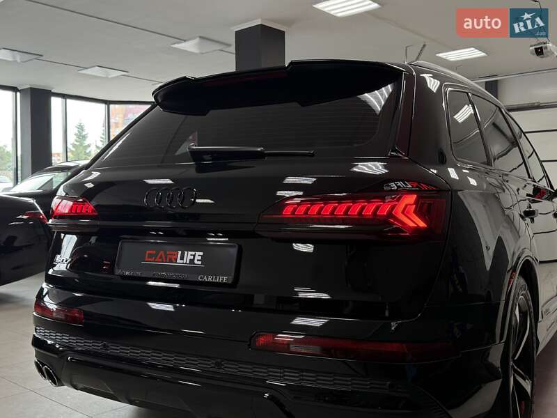 Внедорожник / Кроссовер Audi SQ7 2021 в Тернополе