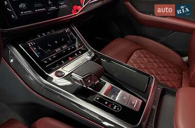 Внедорожник / Кроссовер Audi SQ7 2021 в 