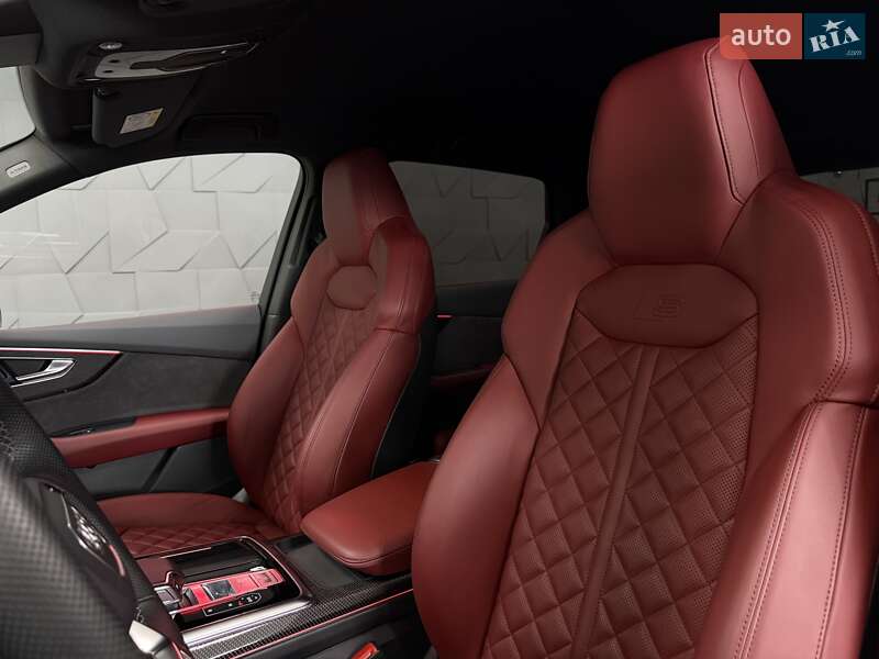 Внедорожник / Кроссовер Audi SQ7 2021 в Тернополе