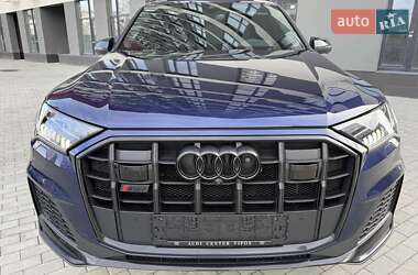 Внедорожник / Кроссовер Audi SQ7 2022 в 