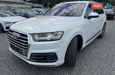 Внедорожник / Кроссовер Audi SQ7 2017 в 