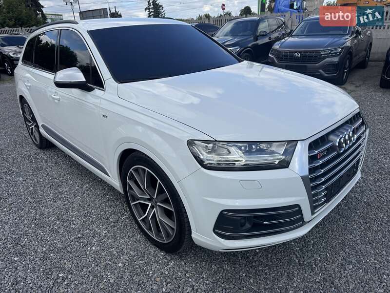 Внедорожник / Кроссовер Audi SQ7 2017 в Тернополе