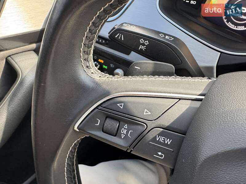 Внедорожник / Кроссовер Audi SQ7 2017 в Тернополе