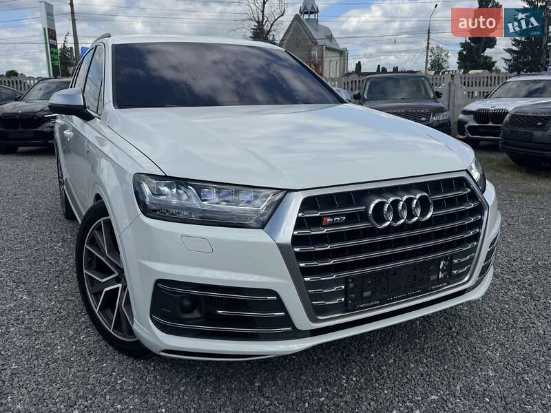 Внедорожник / Кроссовер Audi SQ7 2017 в Тернополе