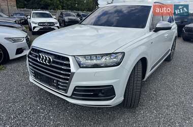 Внедорожник / Кроссовер Audi SQ7 2017 в 