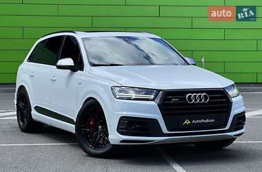 Внедорожник / Кроссовер Audi SQ7 2017 в 
