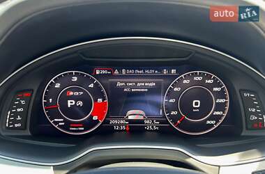 Внедорожник / Кроссовер Audi SQ7 2017 в 
