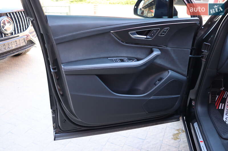 Внедорожник / Кроссовер Audi SQ7 2023 в Львове