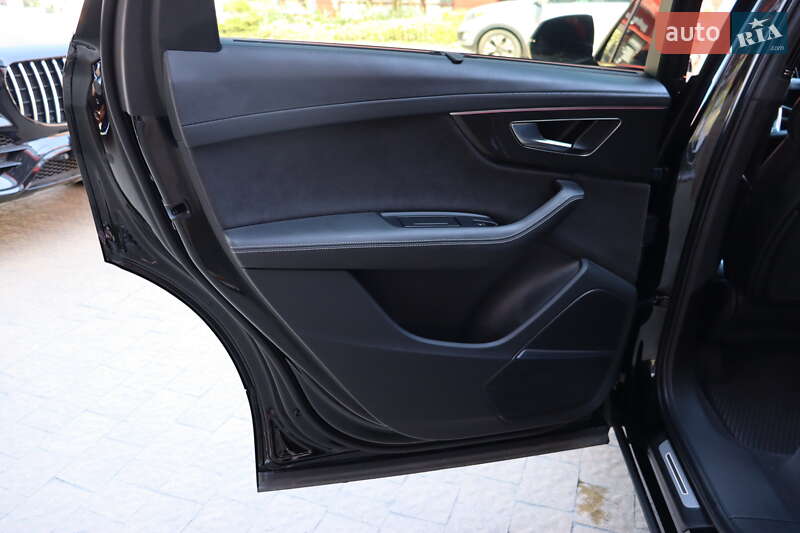 Внедорожник / Кроссовер Audi SQ7 2023 в Львове