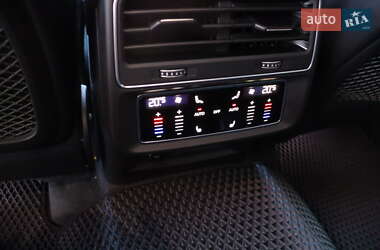 Внедорожник / Кроссовер Audi SQ7 2023 в 
