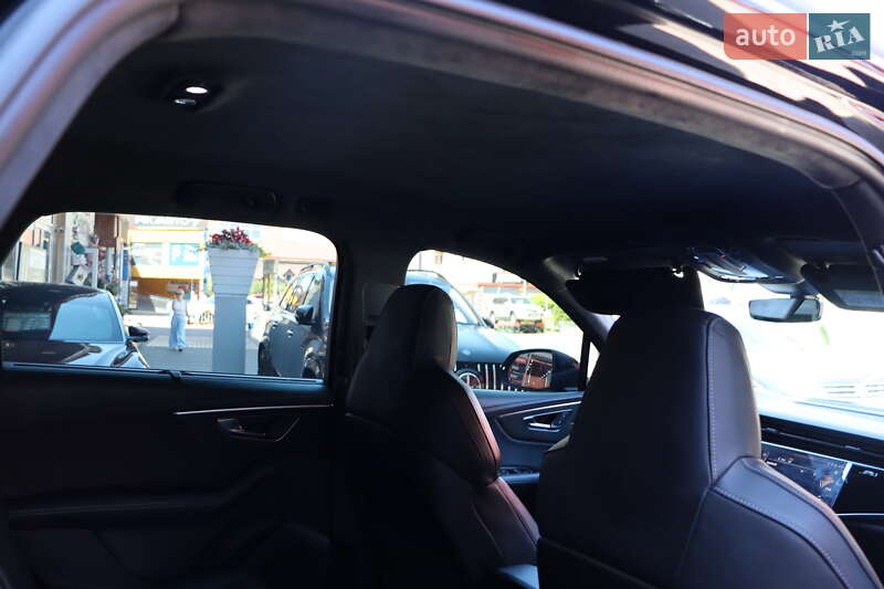 Внедорожник / Кроссовер Audi SQ7 2023 в Львове