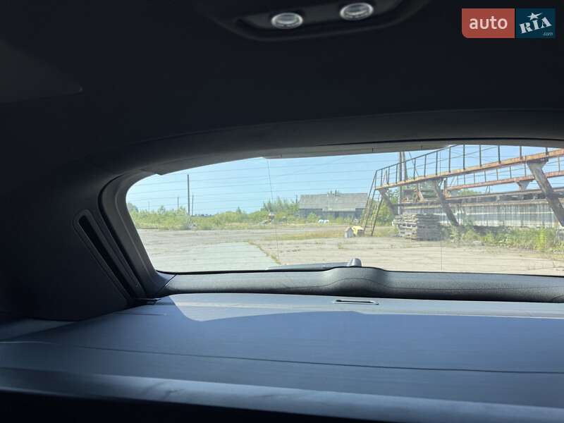 Внедорожник / Кроссовер Audi SQ7 2017 в Киеве