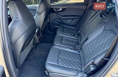 Внедорожник / Кроссовер Audi SQ7 2024 в 
