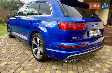 Внедорожник / Кроссовер Audi SQ7 2016 в 