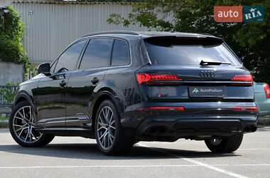 Внедорожник / Кроссовер Audi SQ7 2019 в 