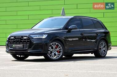 Внедорожник / Кроссовер Audi SQ7 2019 в 