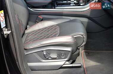 Внедорожник / Кроссовер Audi SQ7 2019 в 