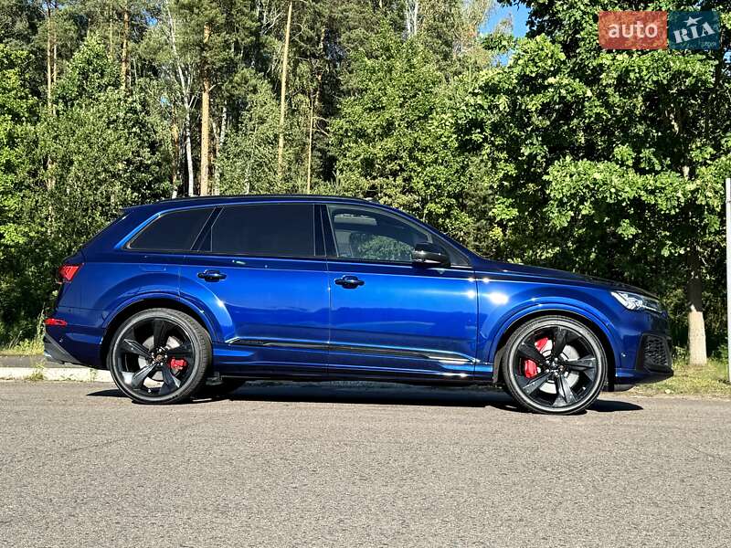 Внедорожник / Кроссовер Audi SQ7 2020 в Луцке