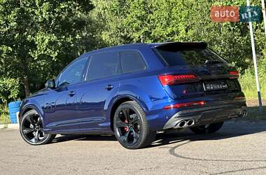 Позашляховик / Кросовер Audi SQ7 2020 в 