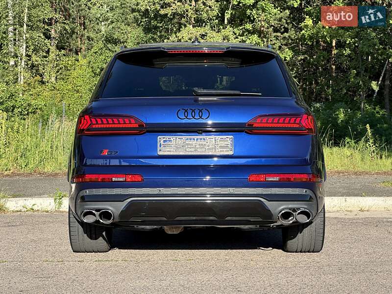 Внедорожник / Кроссовер Audi SQ7 2020 в Луцке