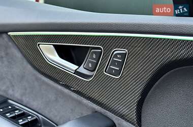 Позашляховик / Кросовер Audi SQ7 2020 в 