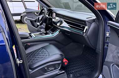 Позашляховик / Кросовер Audi SQ7 2020 в 