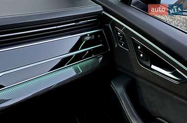Позашляховик / Кросовер Audi SQ7 2020 в 