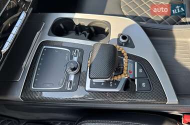Внедорожник / Кроссовер Audi SQ7 2017 в 