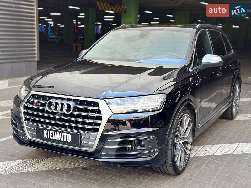 Позашляховик / Кросовер Audi SQ7 2018 в Києві