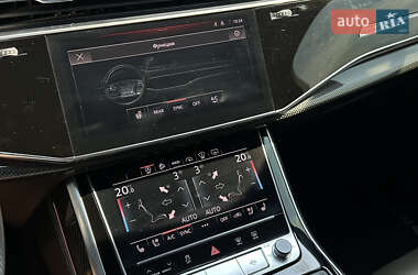 Внедорожник / Кроссовер Audi SQ7 2020 в 
