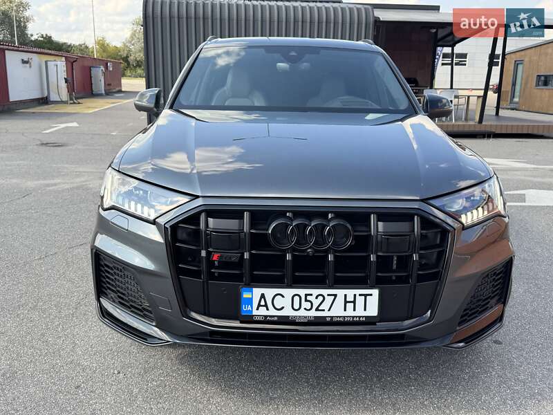 Внедорожник / Кроссовер Audi SQ7 2023 в Киеве