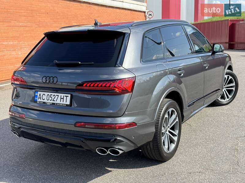 Внедорожник / Кроссовер Audi SQ7 2023 в Киеве