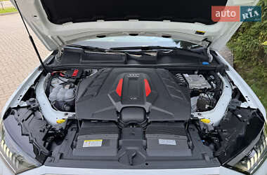 Внедорожник / Кроссовер Audi SQ7 2021 в 